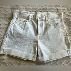 NWT GAP White Denim Women's Shorts Size 28